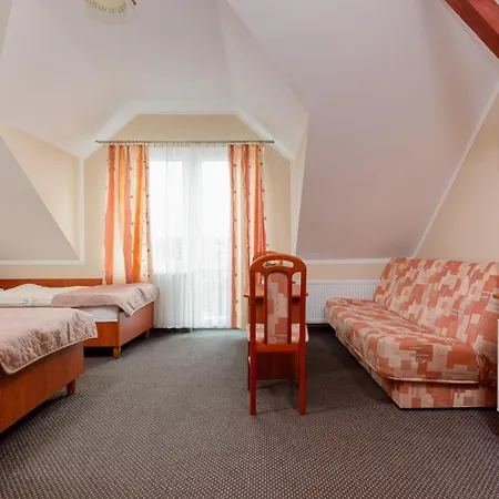 Frühstückspension Piast 3*